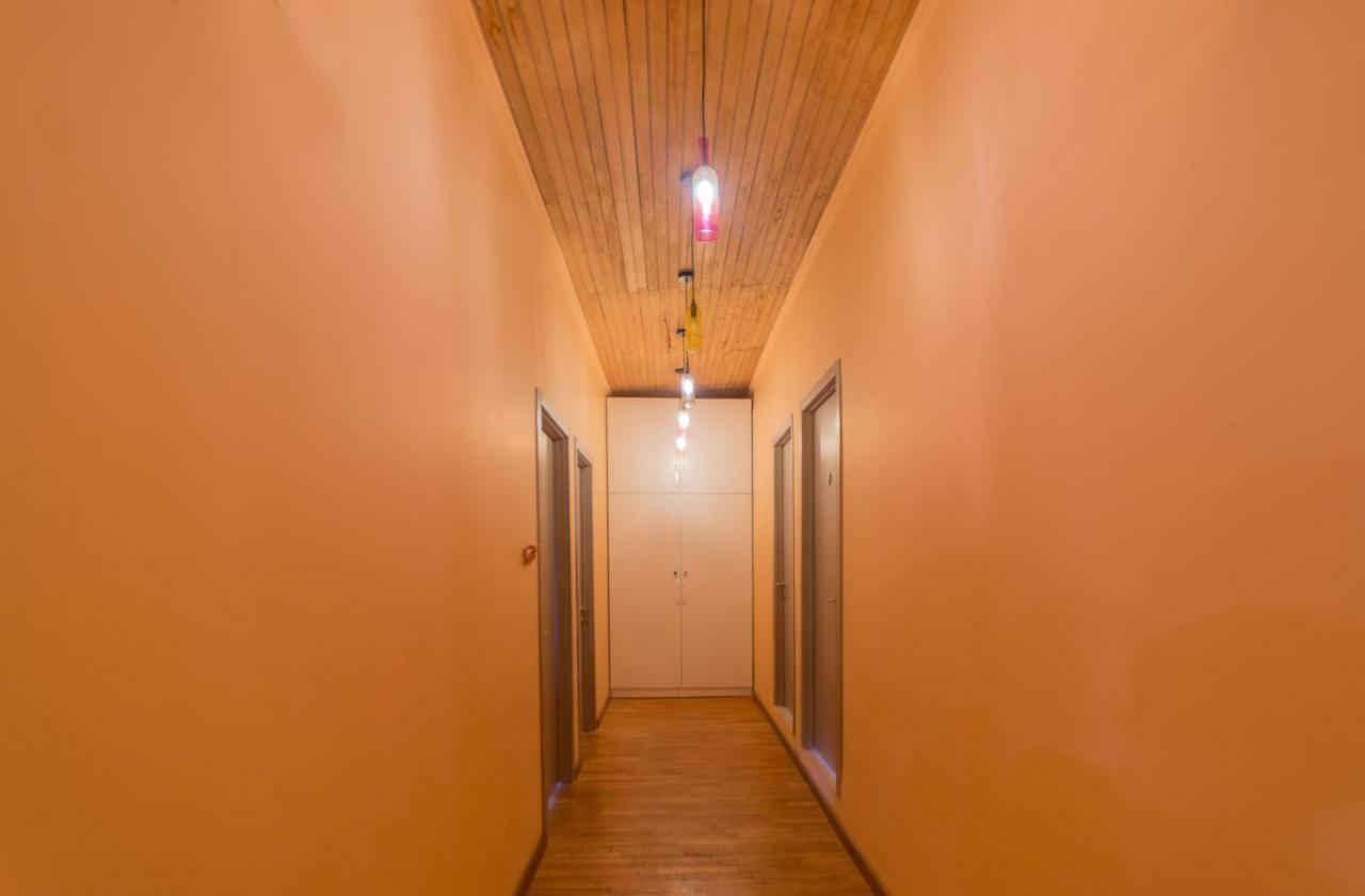 Sadafi Hotel • Სასტუმრო Სადაფი バトゥーミ エクステリア 写真