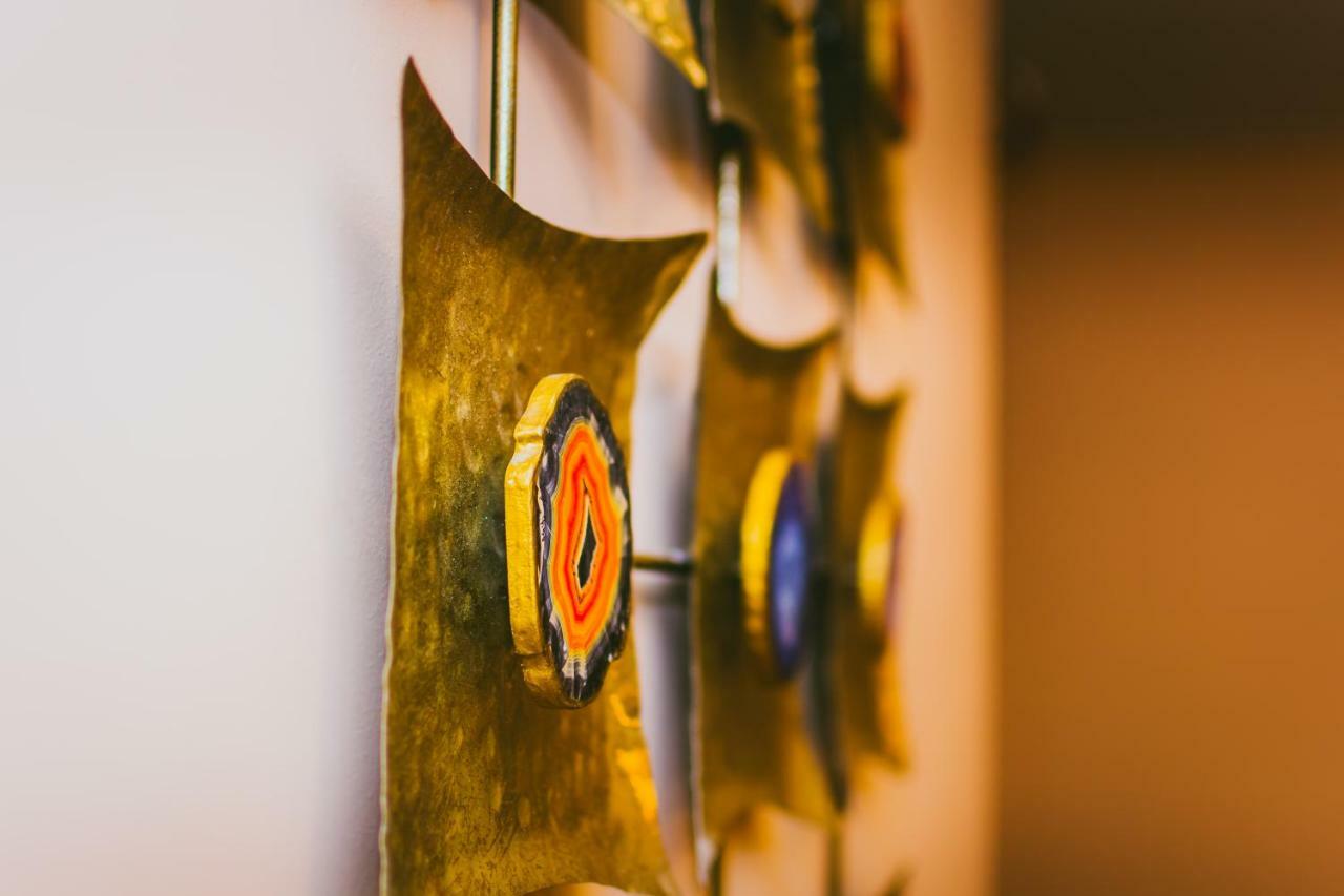 Sadafi Hotel • Სასტუმრო Სადაფი バトゥーミ エクステリア 写真